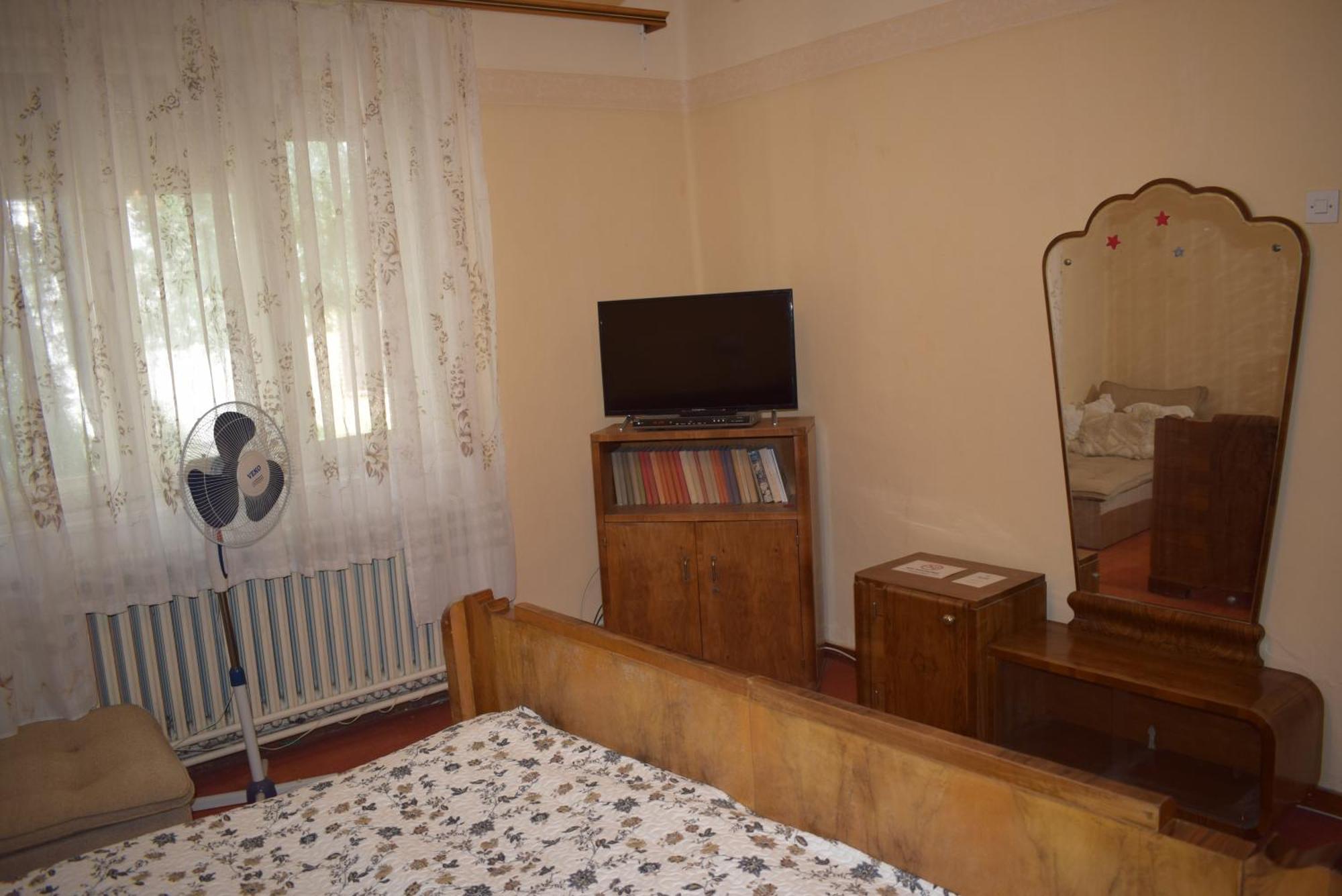 Guest House Tisza Haz Senta Екстериор снимка